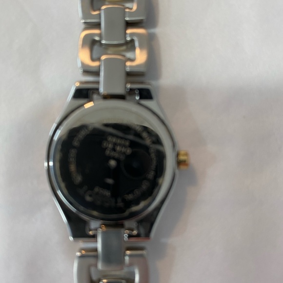 Tissot pre owned ladies watch . Model G334s Two Tone watch. Excellent condition. - Picture 8 of 16